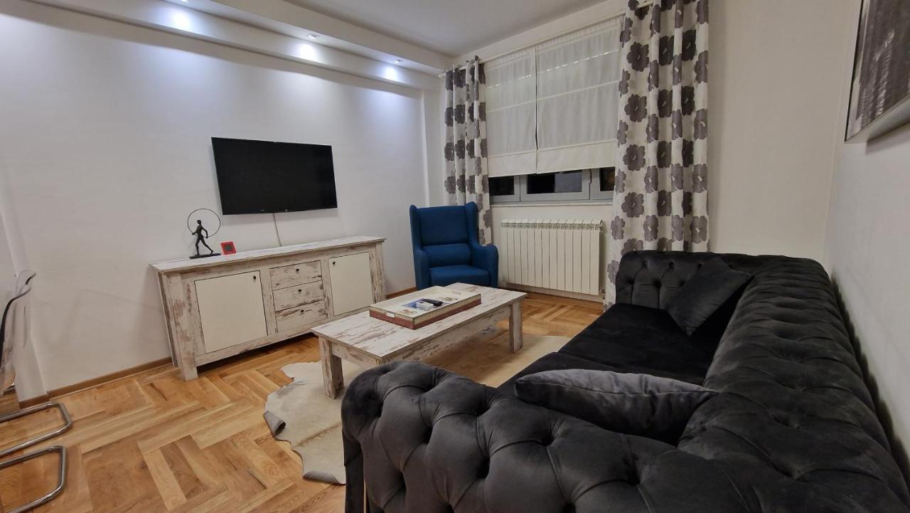 M48 Apartments Belgrado Kamer foto